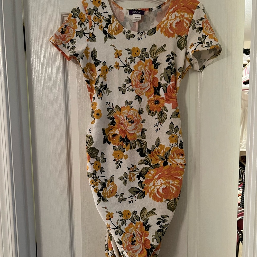 Floral maternity dress